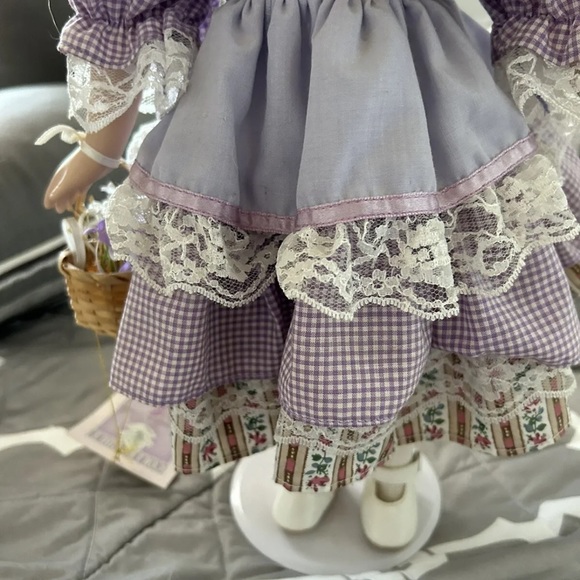 Collectible Memories Porcelain Doll JUNE Blonde Blue Gingham Lace w/Flowers bag - Picture 5 of 5